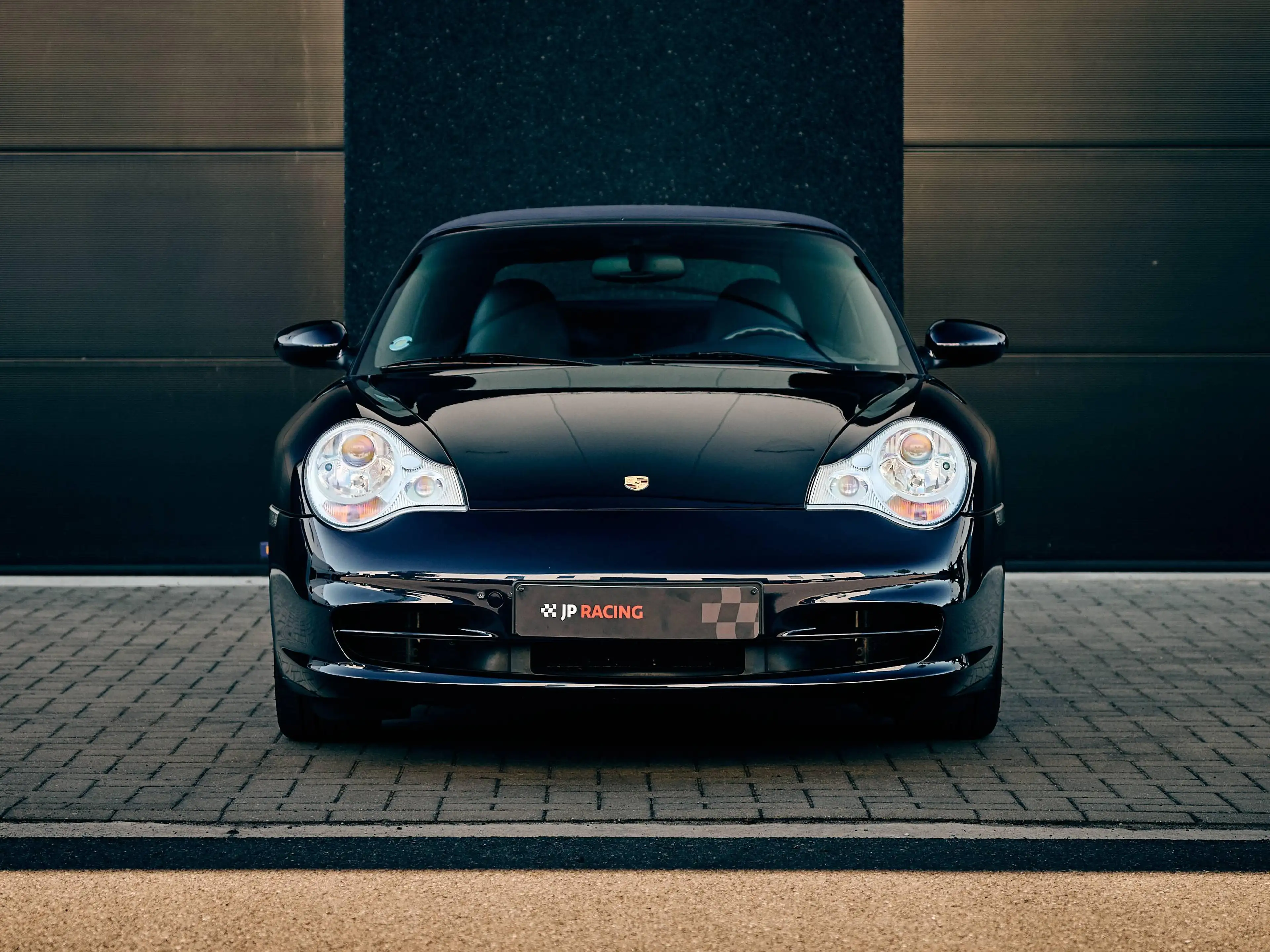 Porsche 996 Carrera 4 cabrio tiptronic volleder/PCM/18"/exclusive opties leder — photo 3