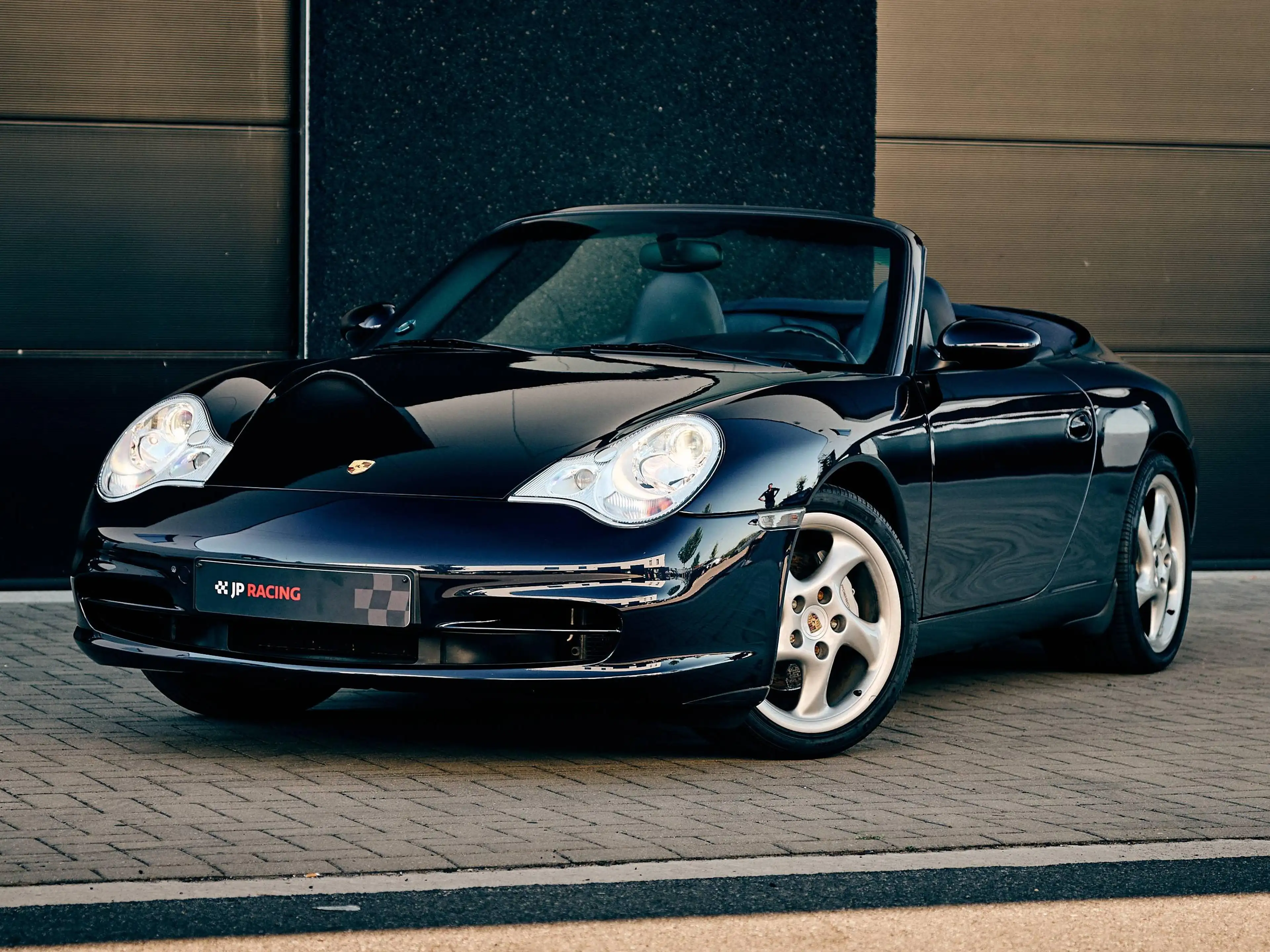 Porsche 996 Carrera 4 cabrio tiptronic volleder/PCM/18"/exclusive opties leder