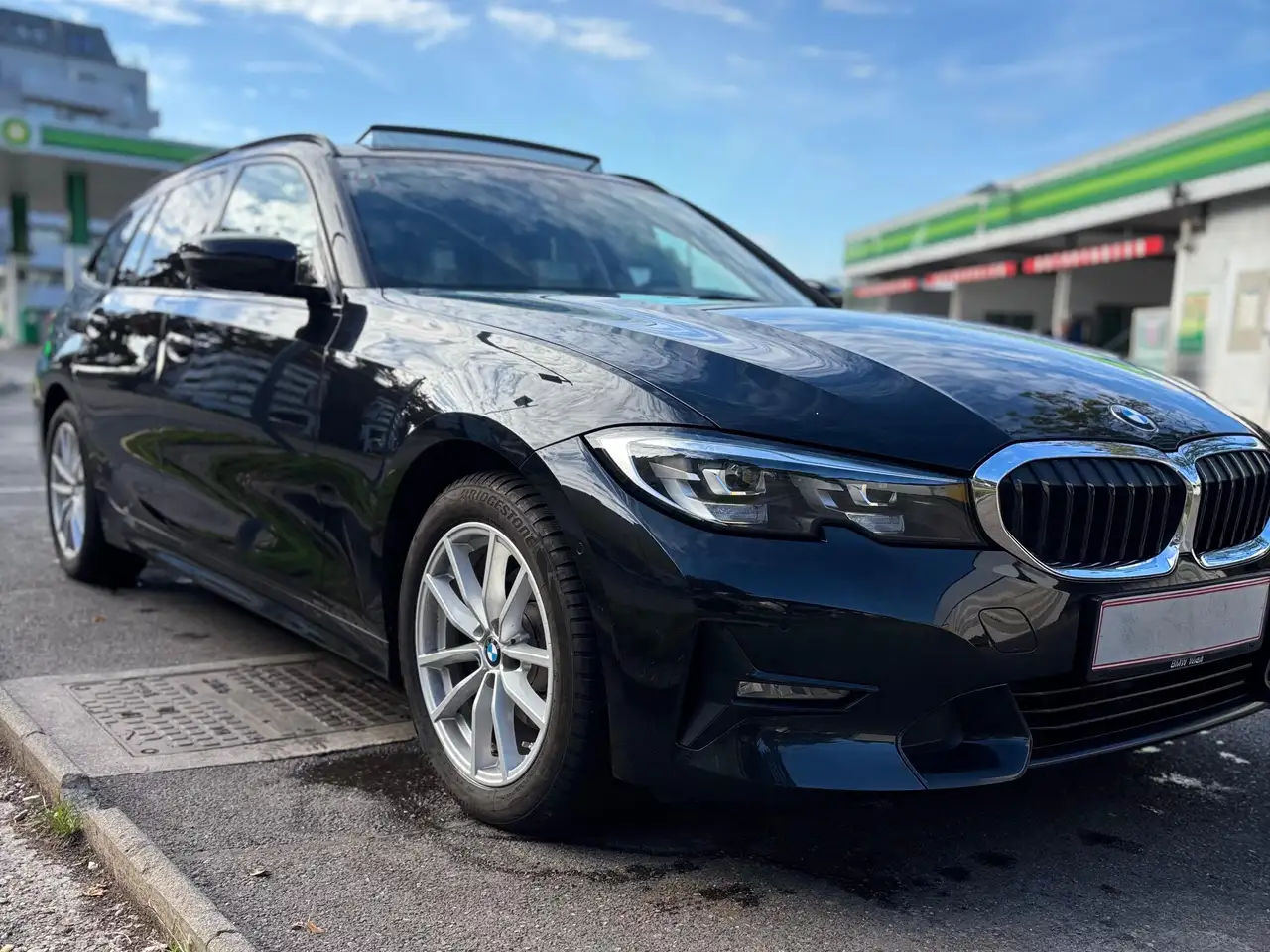 BMW 320