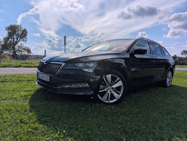 Skoda Superb Combi 2.0 TDI DSG Style
