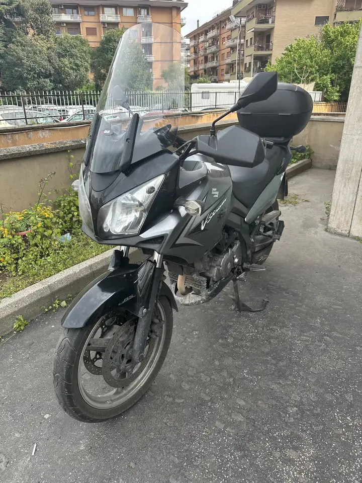 Suzuki V-Strom 650
