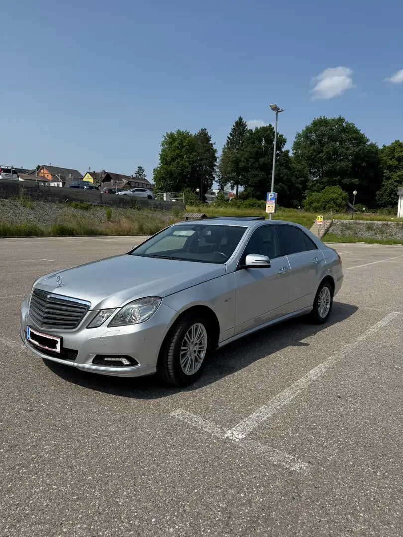 Mercedes-Benz E 250 Elegance - 2