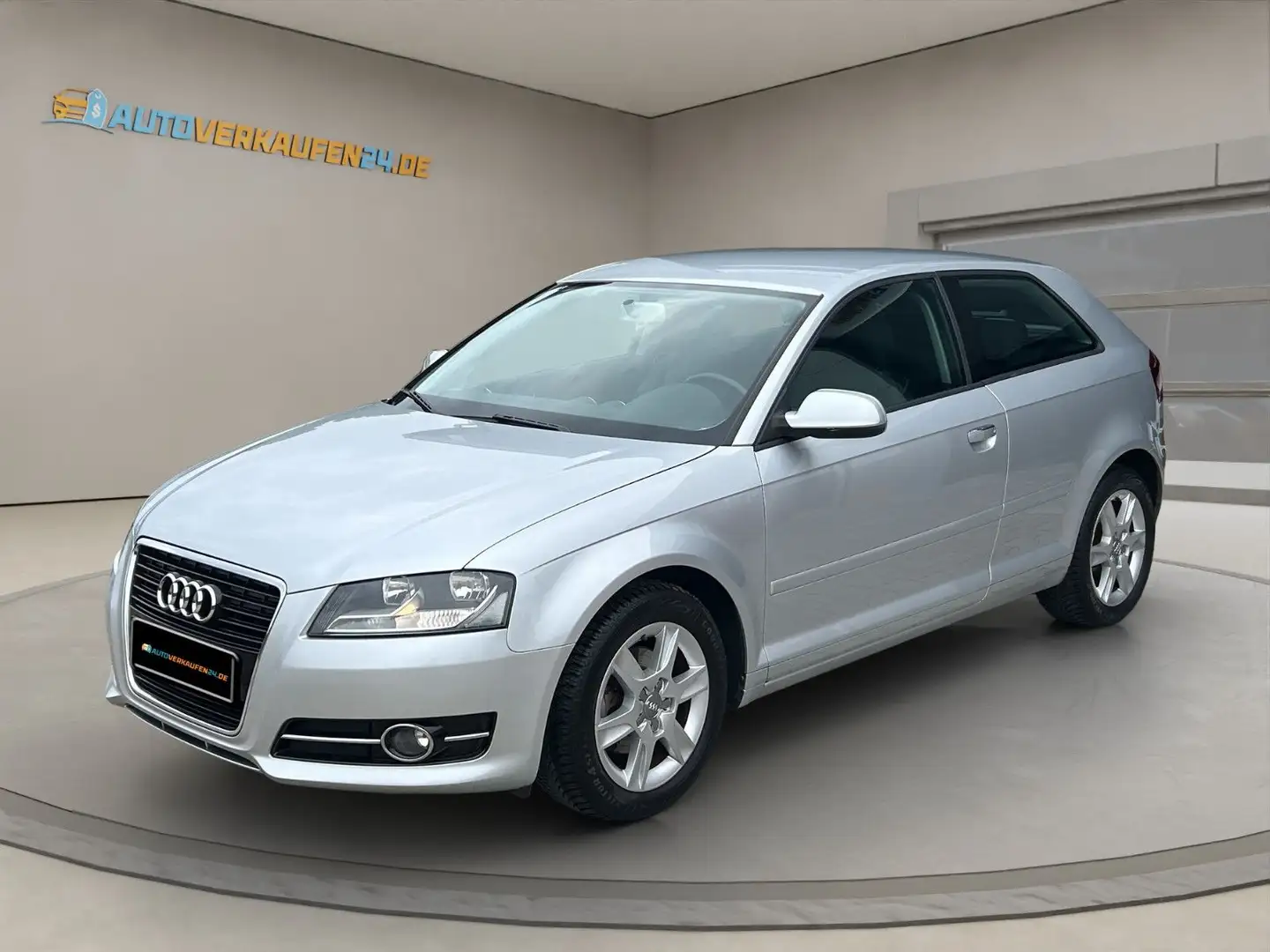 Audi A3 1.4 TFSI Attraction SHZ PDC TEMP 2.HD Silber - 1