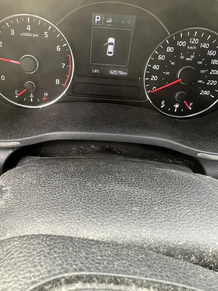Kia Forte снимка Kia Forte