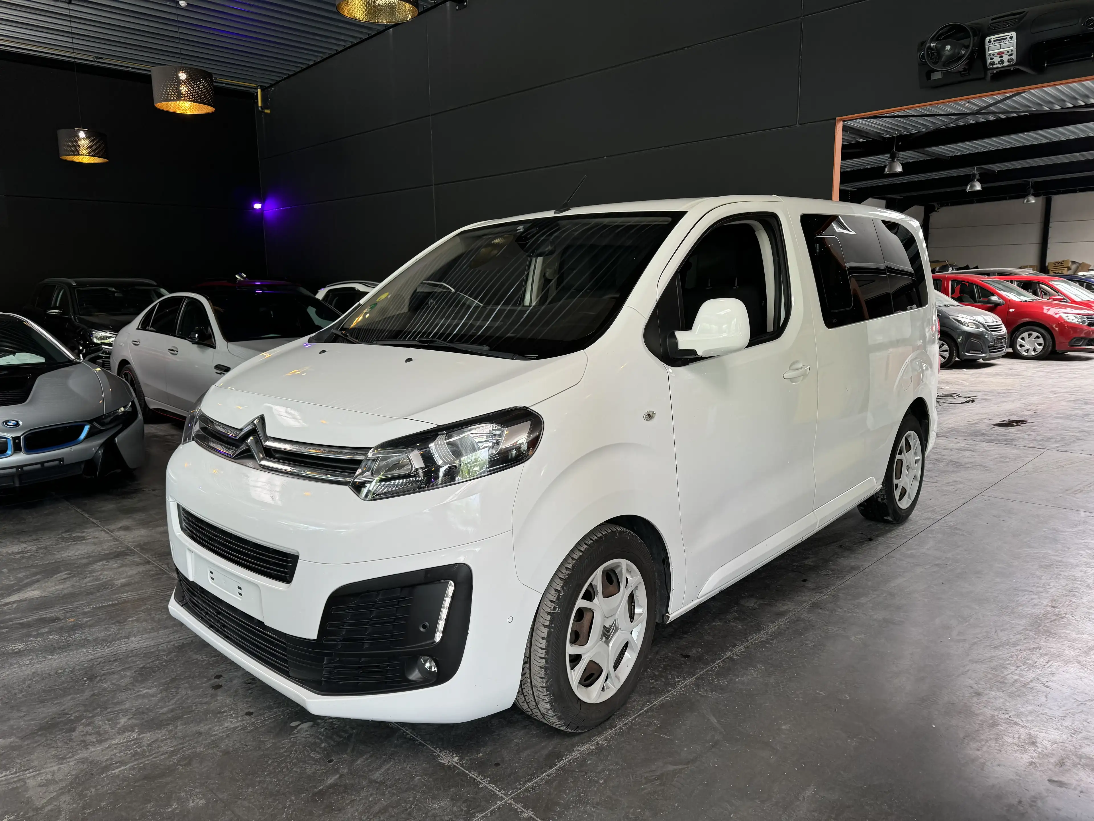 Citroen Spacetourer 1.5(d)- 6 PLACES ! A/C - MEDIA/TEL - CAMERA - LIM/REG — photo 4