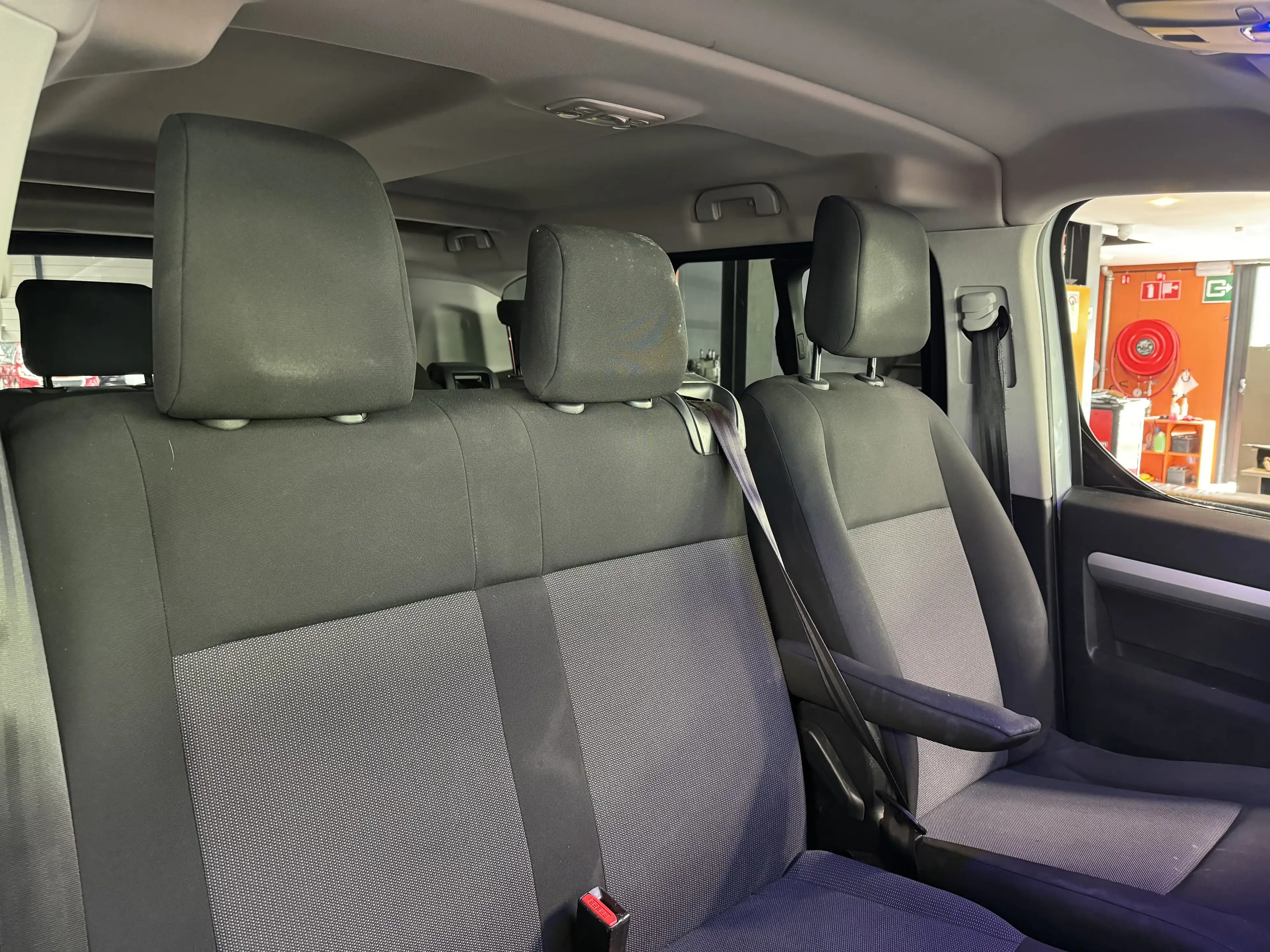 Citroen Spacetourer 1.5(d)- 6 PLACES ! A/C - MEDIA/TEL - CAMERA - LIM/REG — photo 11