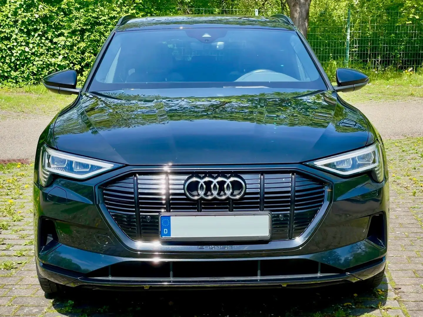 Audi e-tron e-tron 55 quattro advanced Schwarz - 2