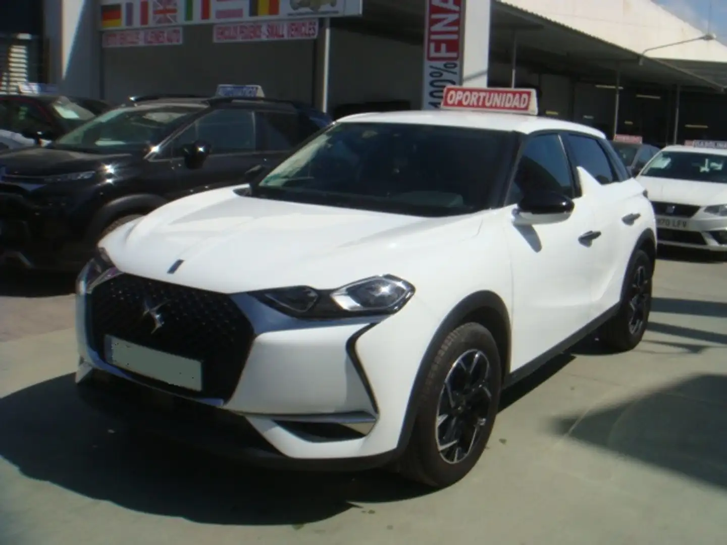 DS Automobiles DS 3 Crossback BlueHDi So Chic 110 Blanco - 1