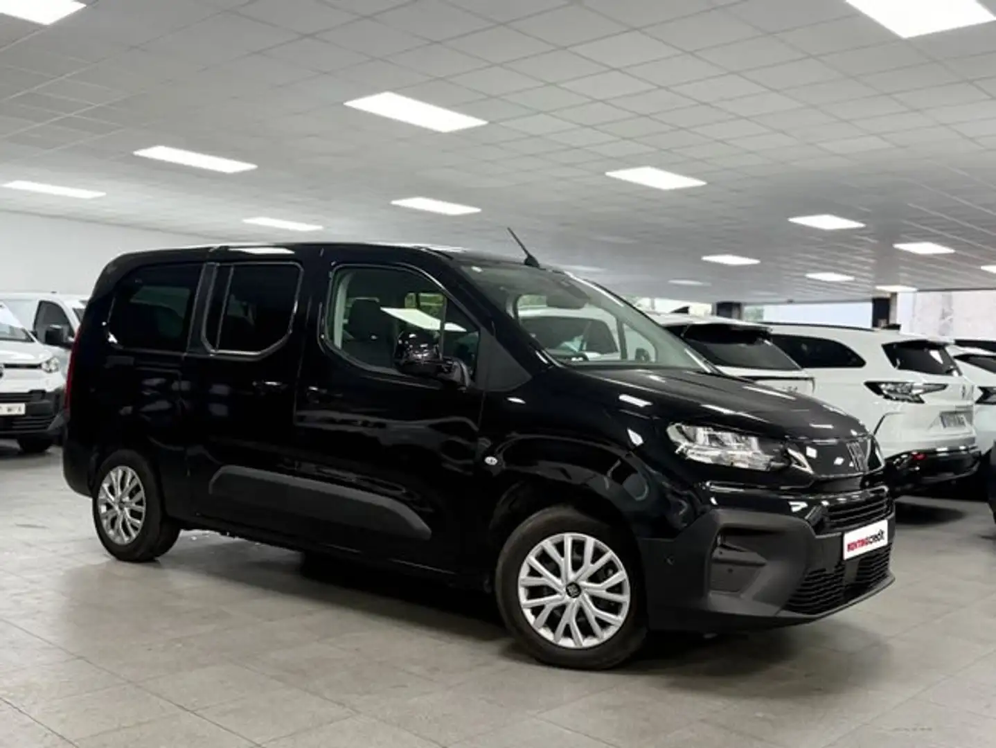 Fiat Dobló 1.5 75kW (100CV) diésel MT6 Talla L Negro - 2