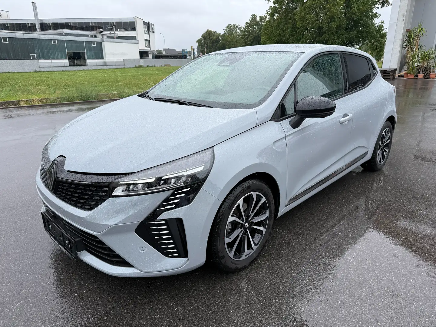 Renault Clio TCe 90 Techno Navi Kamera Winterräder Grau - 1