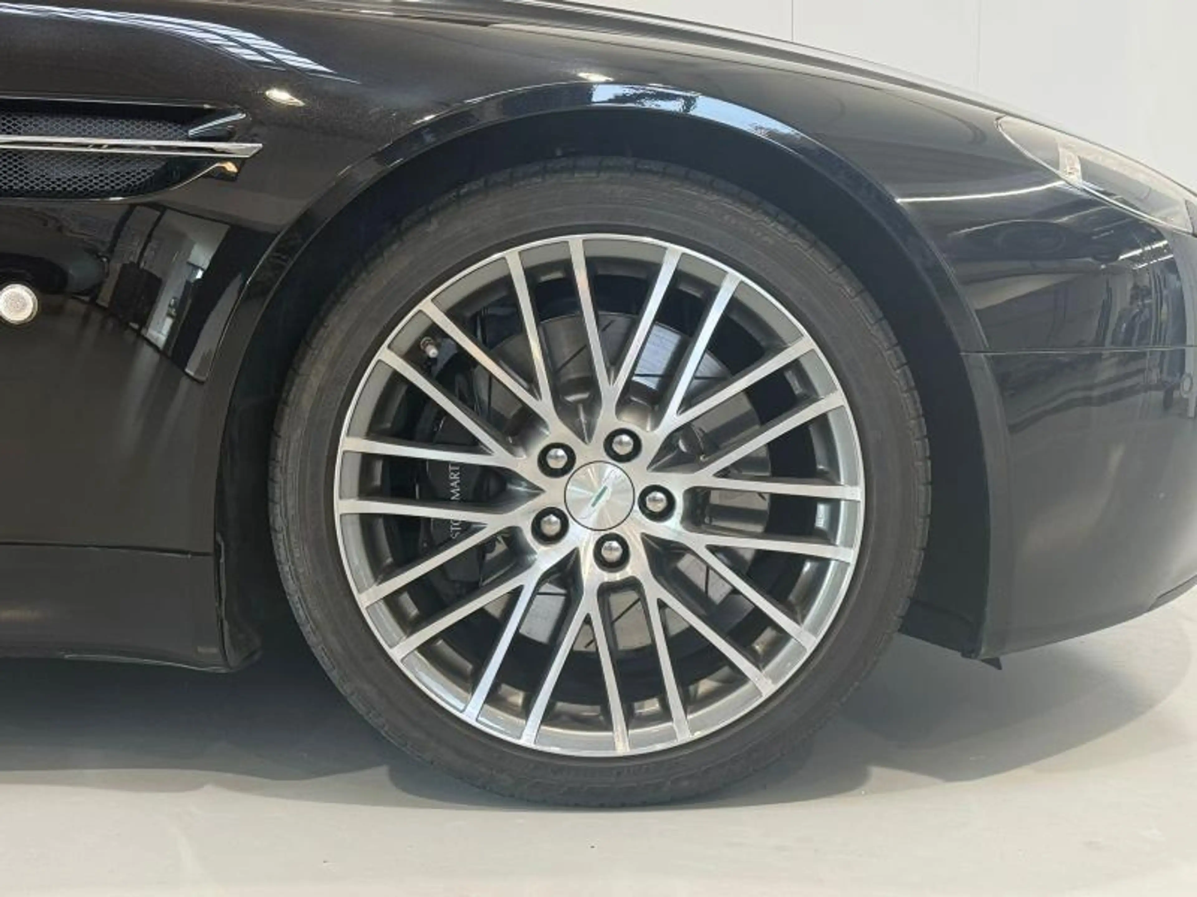 Aston Martin V8 4.7l Sportshift — photo 7