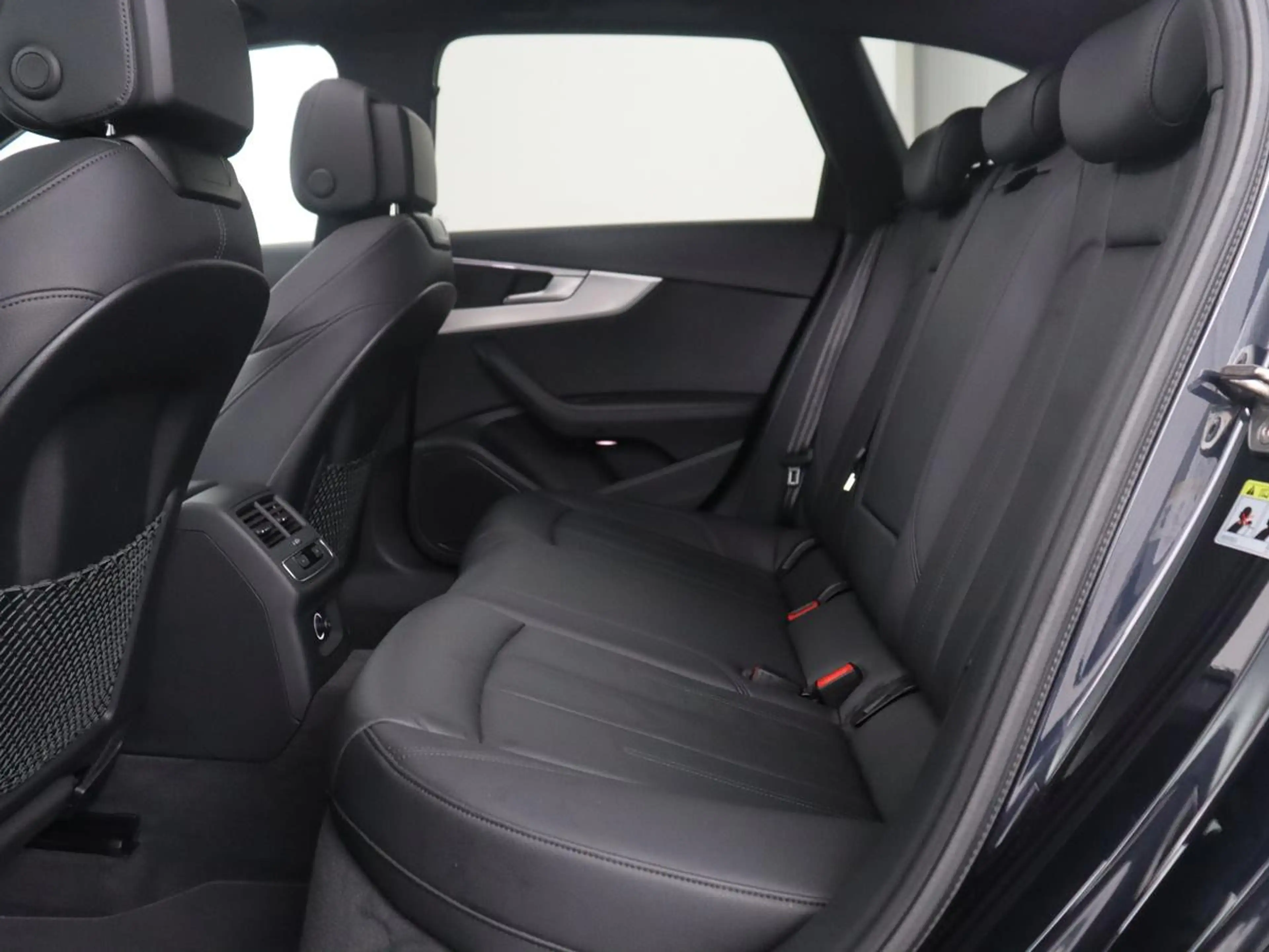 Audi A4 allroad quattro 2.0 TFSI MHEV Edition | Panoramadak | Lede — photo 9