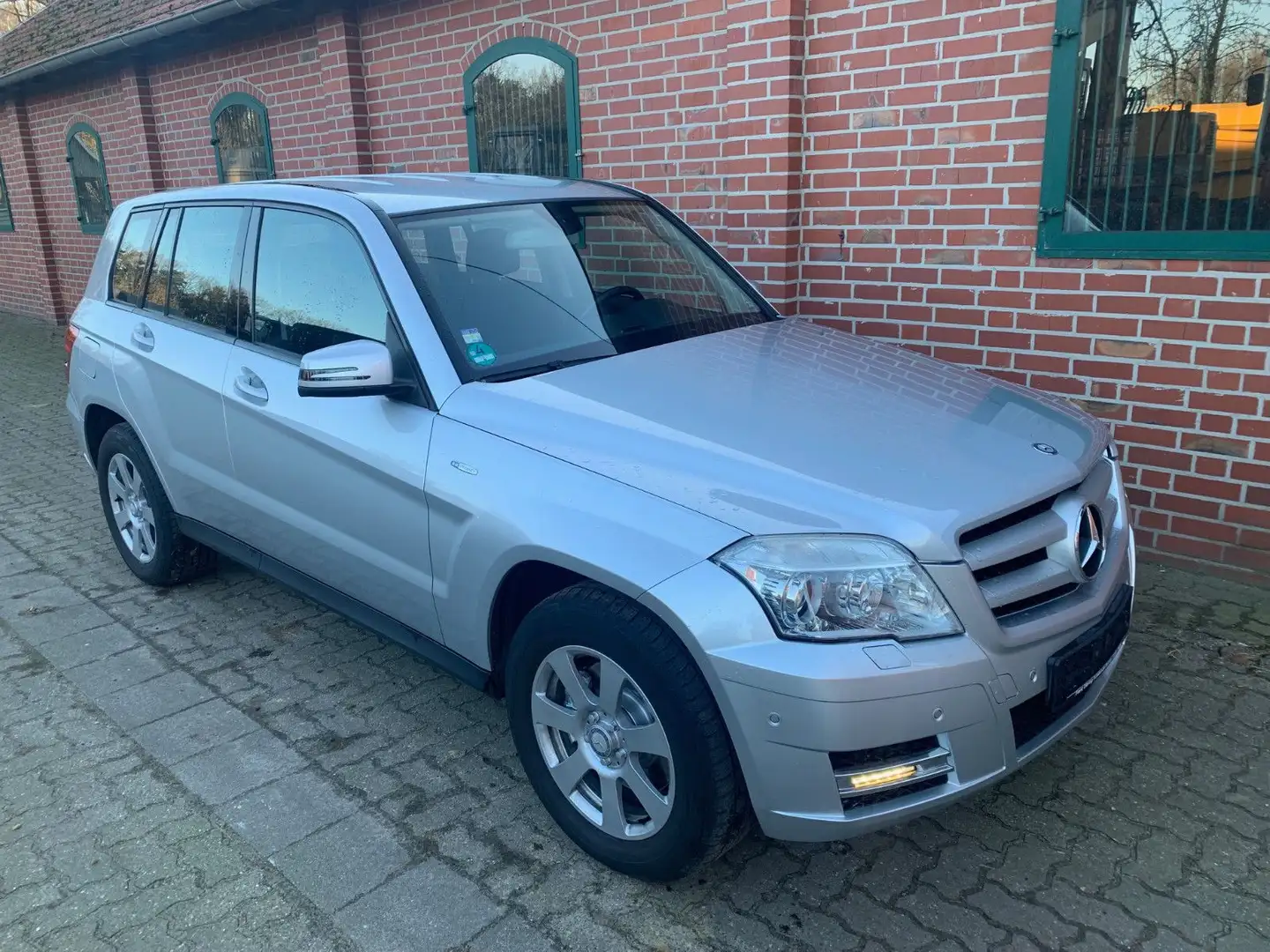 Mercedes-Benz GLK 220 CDI Autom 4-Matic Xenon AHK Tempomat Ezüst - 2