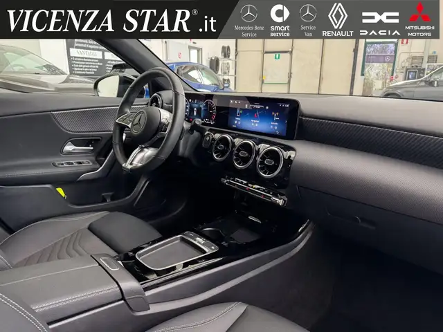 Mercedes-Benz A-Class view 9
