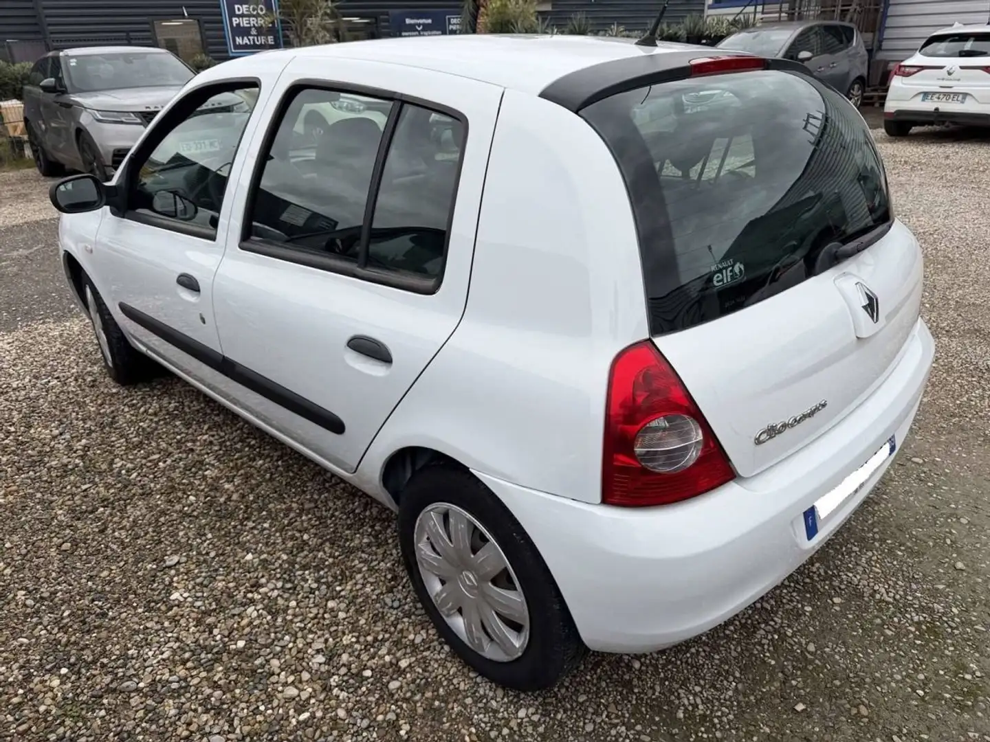 Renault Clio II 1.2 16v Campus Authentique 5p Weiß - 2