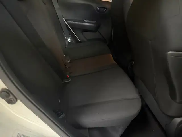 Peugeot 108 view 15