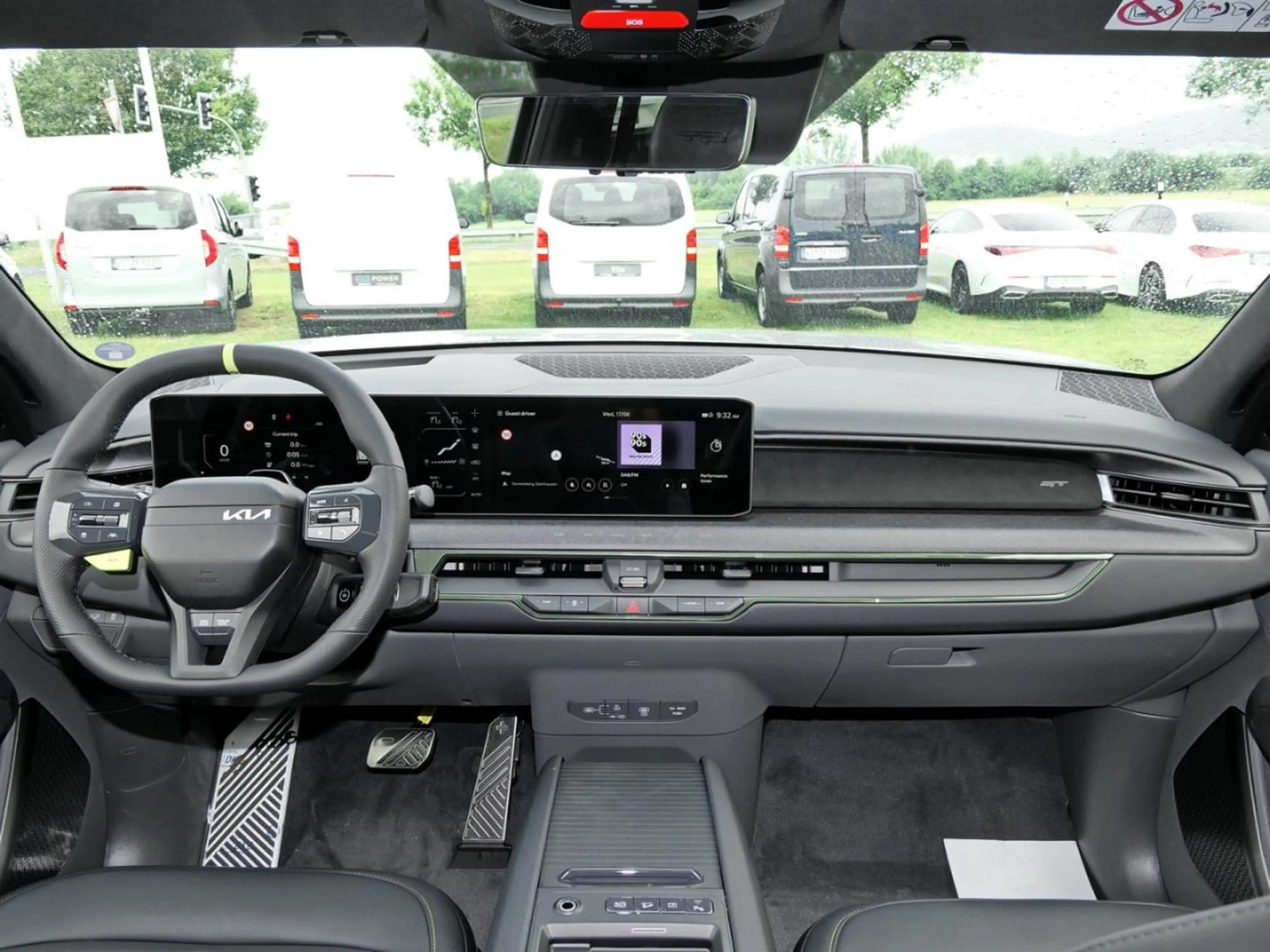 Kia EV9 GT 99,8 kWh AWD Panorama HeadUp 360° ACC — photo 11