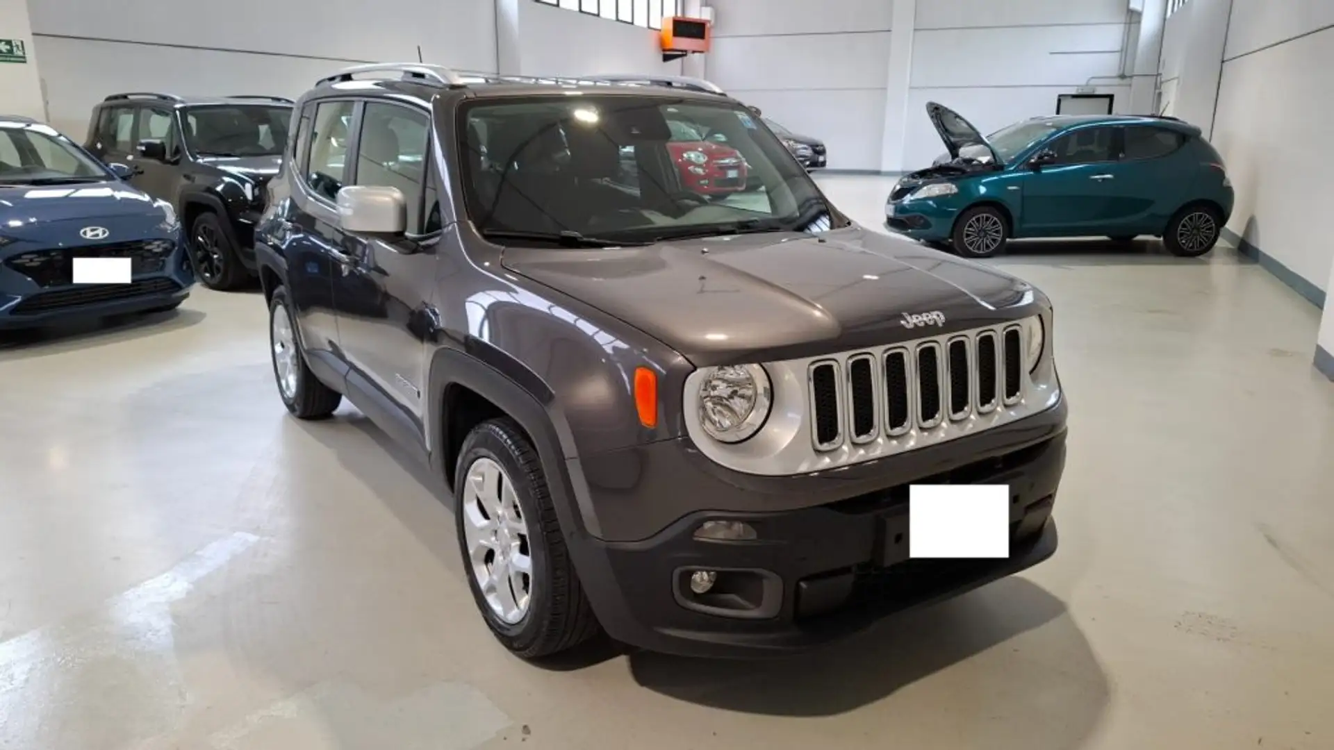 Jeep Renegade 1.4 MultiAir Limited Grijs - 1