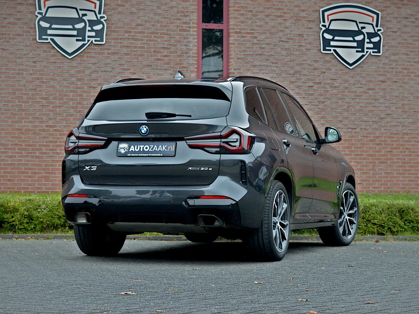 BMW X3 xDrive30e High Executive M Sport Grijs - 2