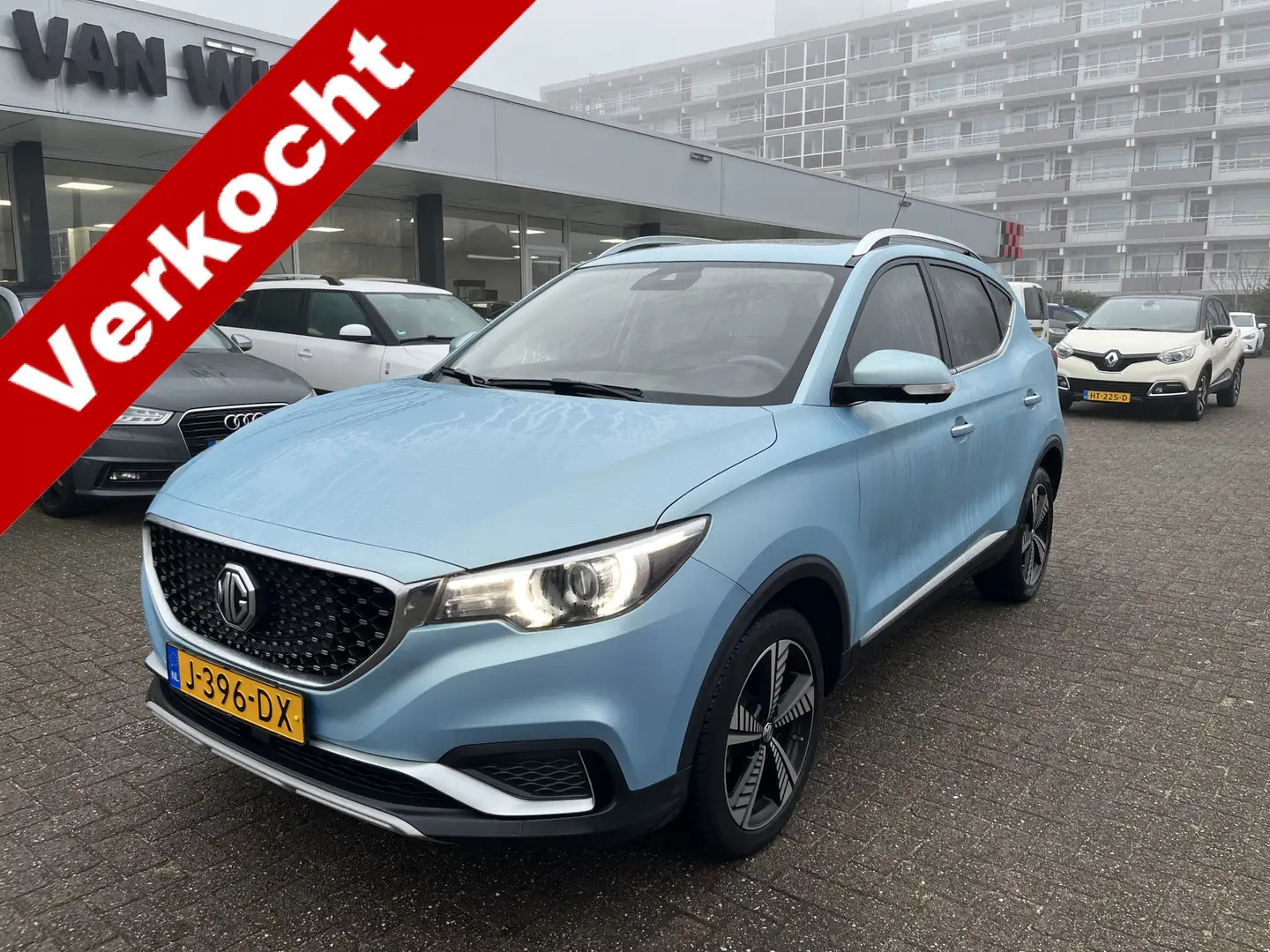 MG ZS EV Luxury 45 kWh Airco Automaat Leer Pdc Navi Appl Blauw - 1
