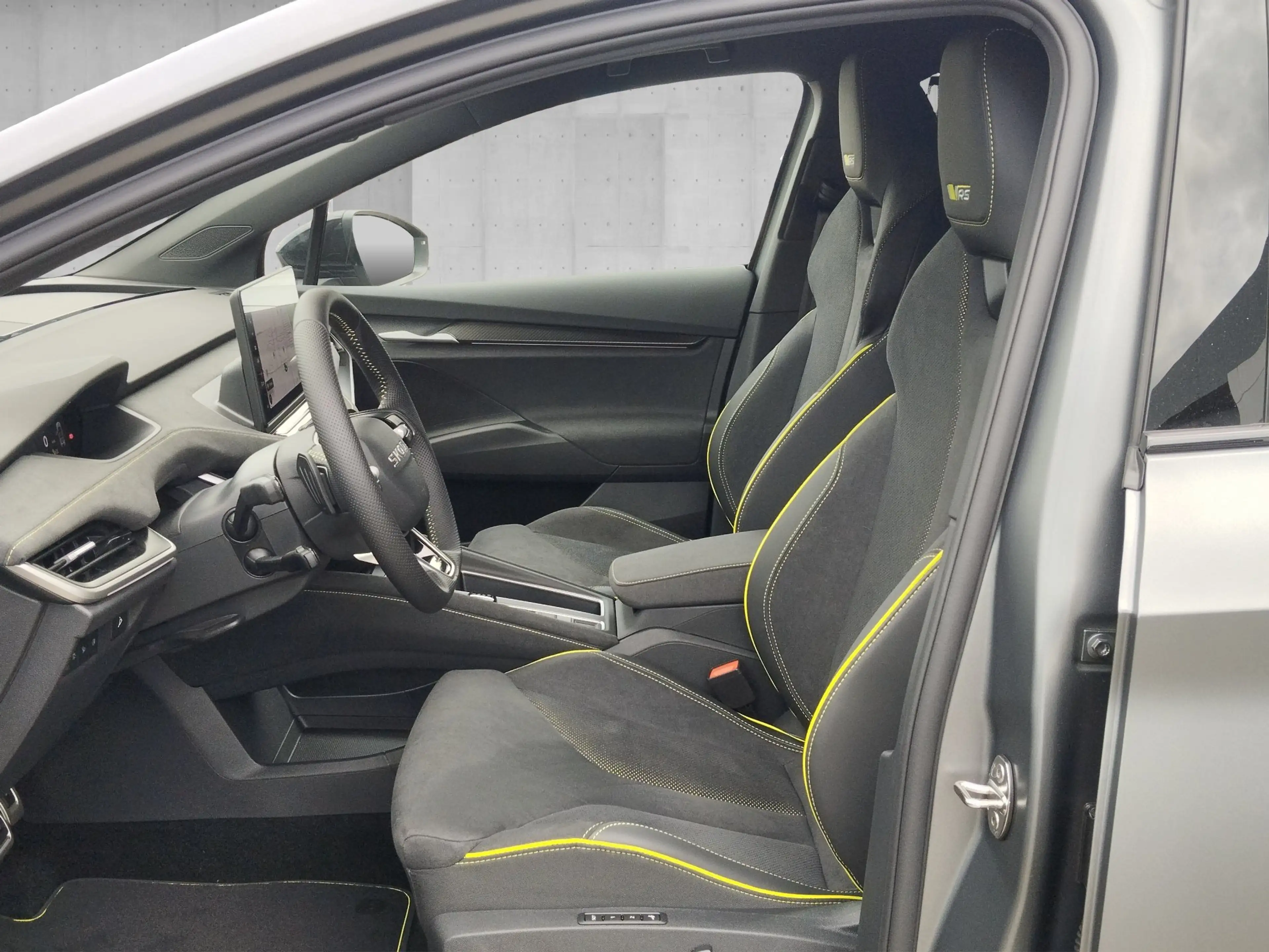 Skoda Elroq RS 4x4 GRAU MATT 4xSHZ*ACC*AHK*AUT*HUD — photo 7