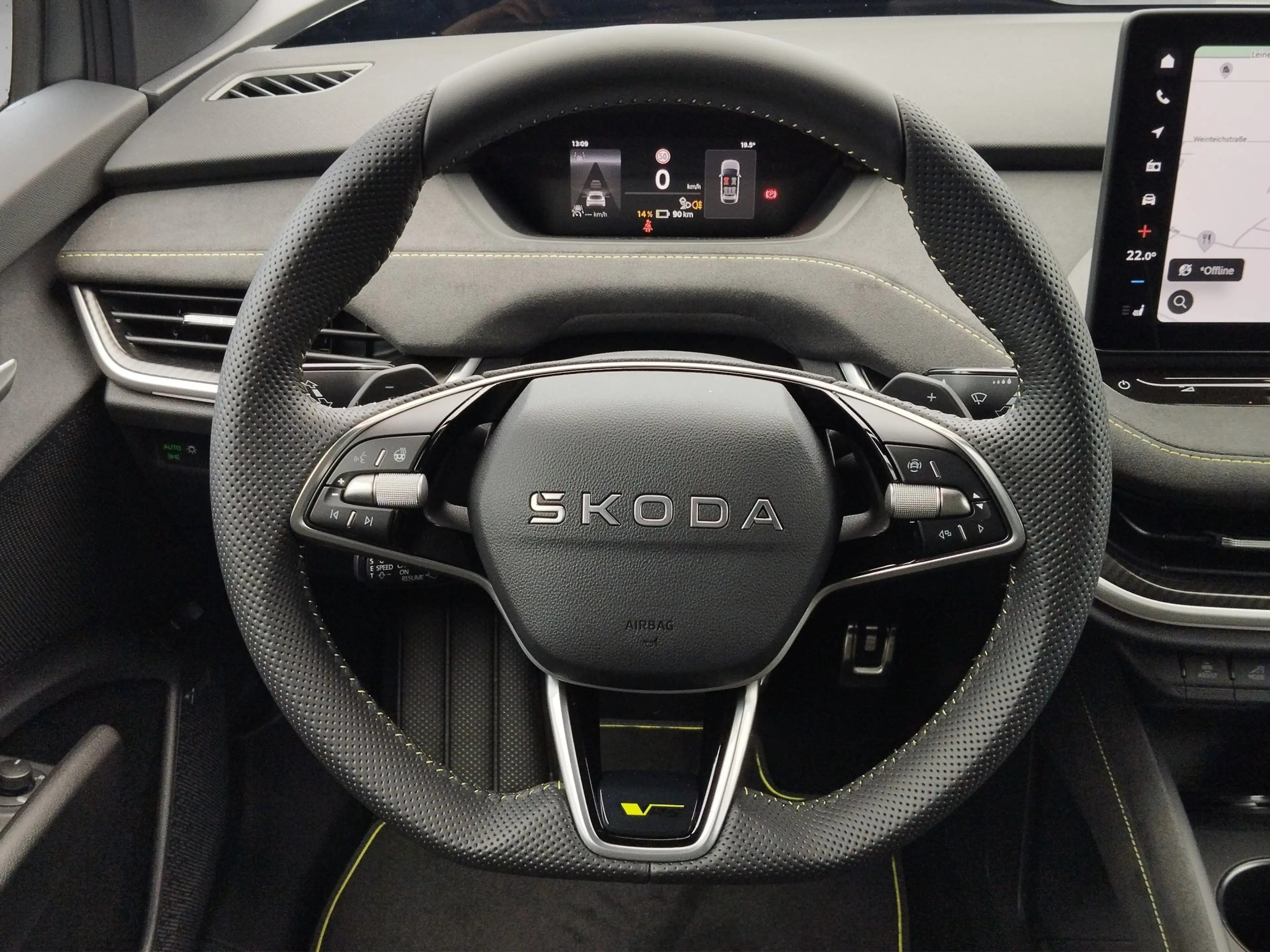 Skoda Elroq RS 4x4 GRAU MATT 4xSHZ*ACC*AHK*AUT*HUD — photo 10