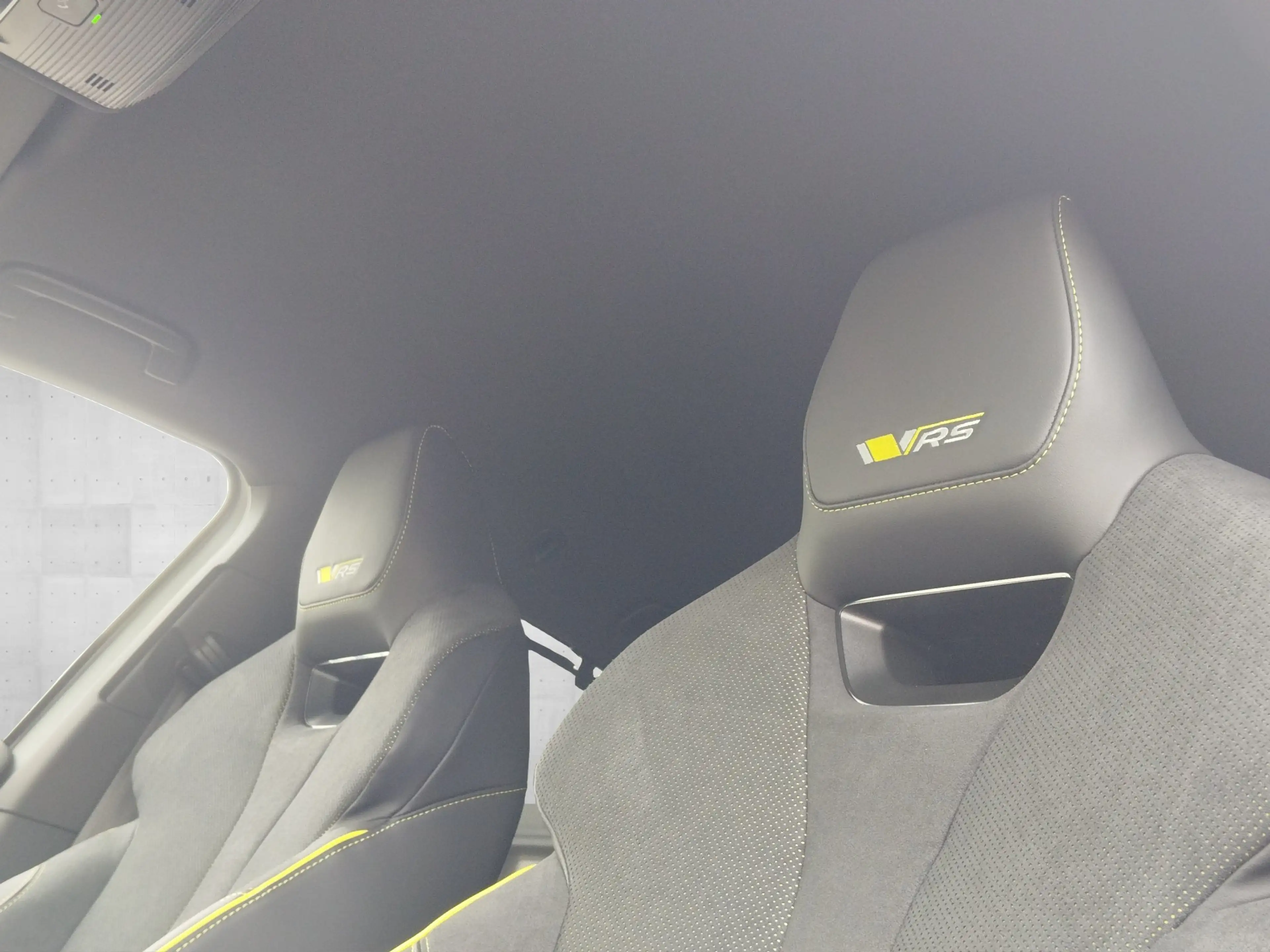 Skoda Elroq RS 4x4 GRAU MATT 4xSHZ*ACC*AHK*AUT*HUD — photo 8