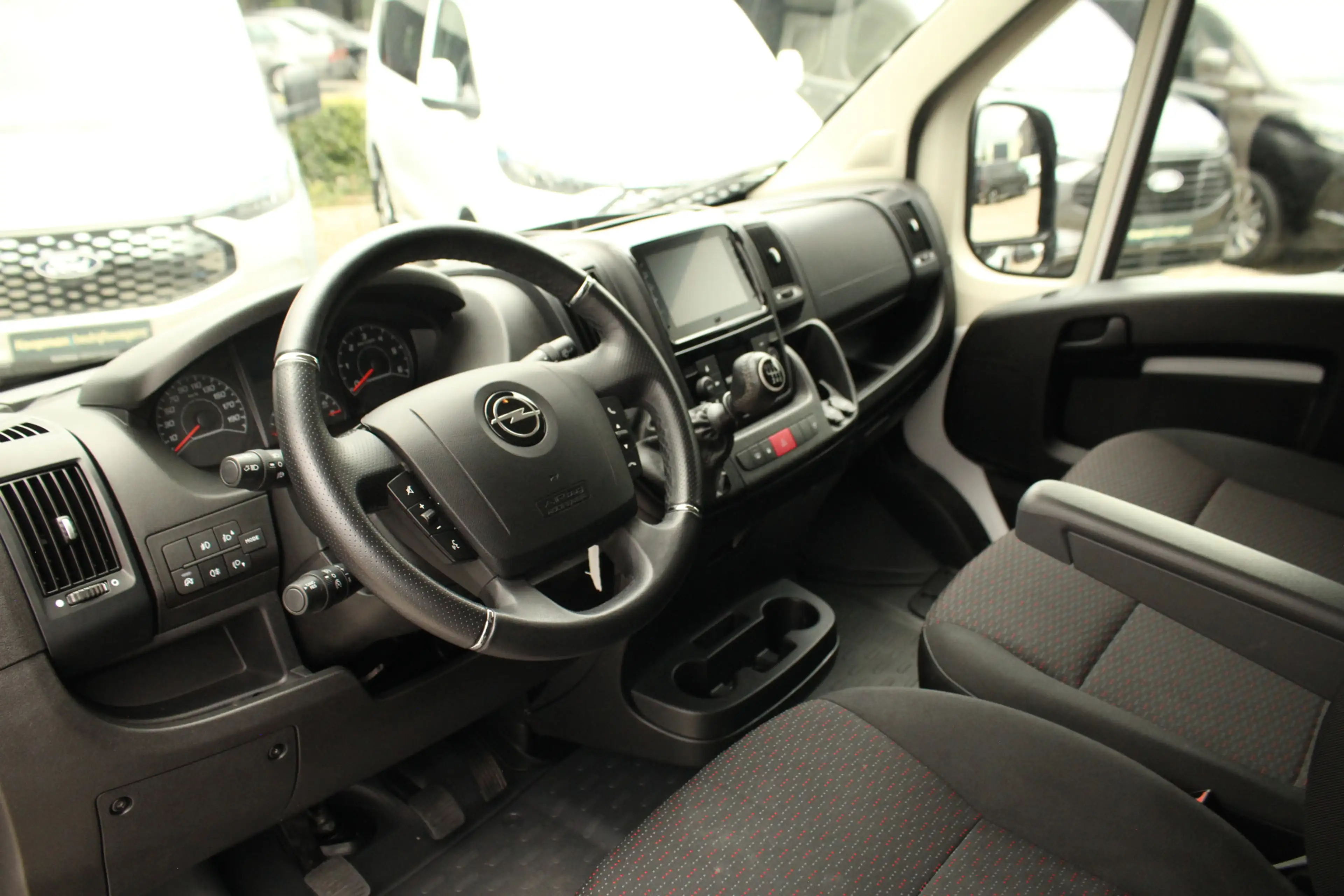 Opel Movano 2.2D 140pk L1H1 3.5t | Cruise | Carplay/Android | — photo 13