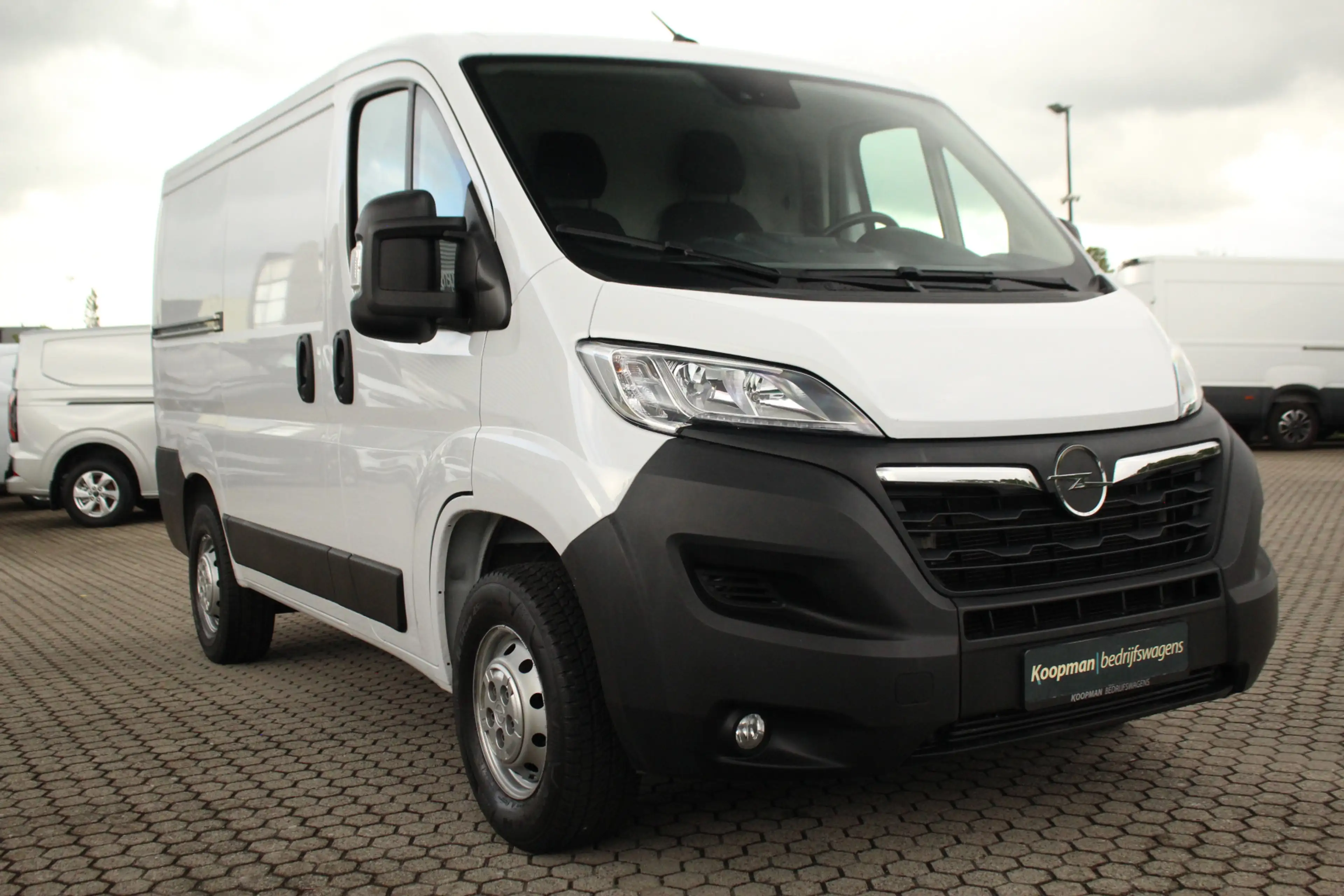 Opel Movano 2.2D 140pk L1H1 3.5t | Cruise | Carplay/Android | — photo 4