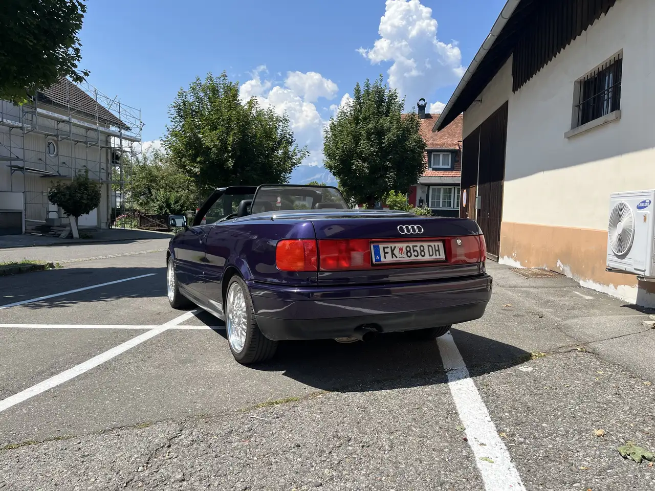Audi Cabriolet 2,0 E, foto 5