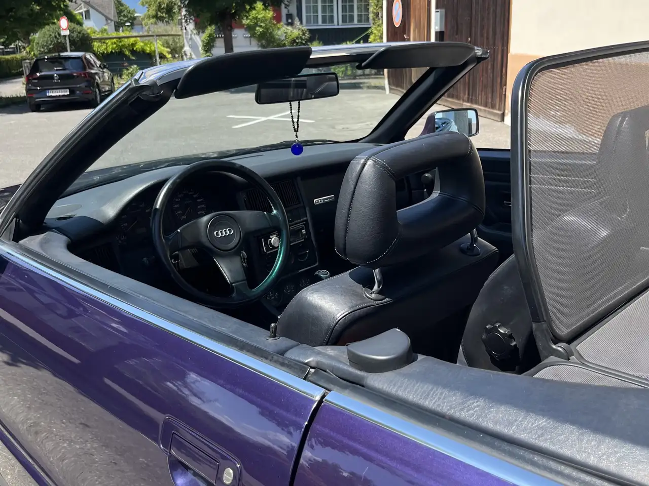 Audi Cabriolet 2,0 E, foto 7