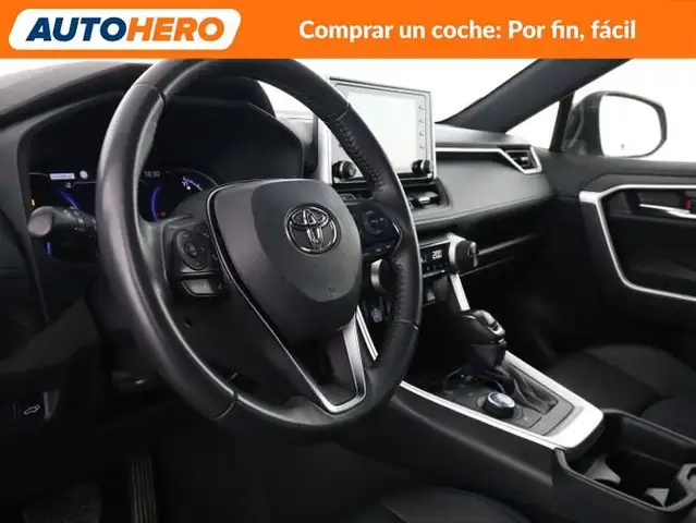 Toyota Rav4 view 12