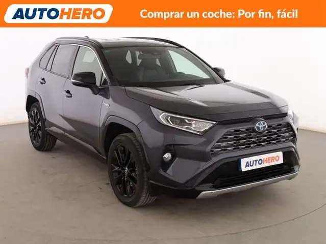 Toyota Rav4 view 8