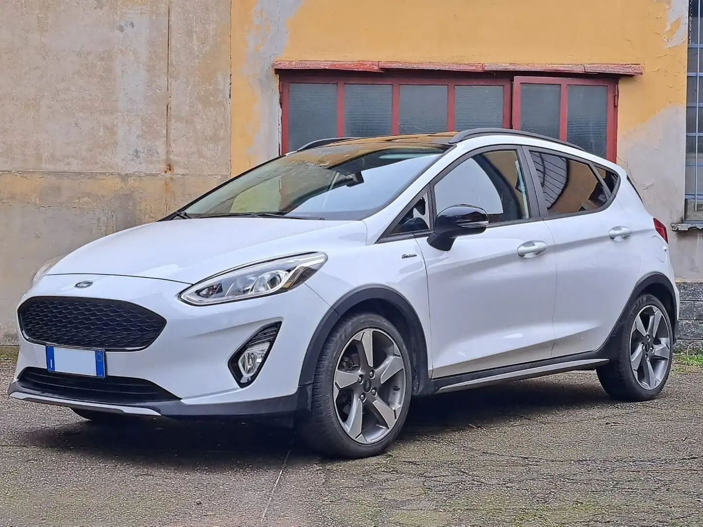 Ford Fiesta ACTIVE 1.0 ECOBOOST * IDONEA NEOPATENTATI * Wit - 2