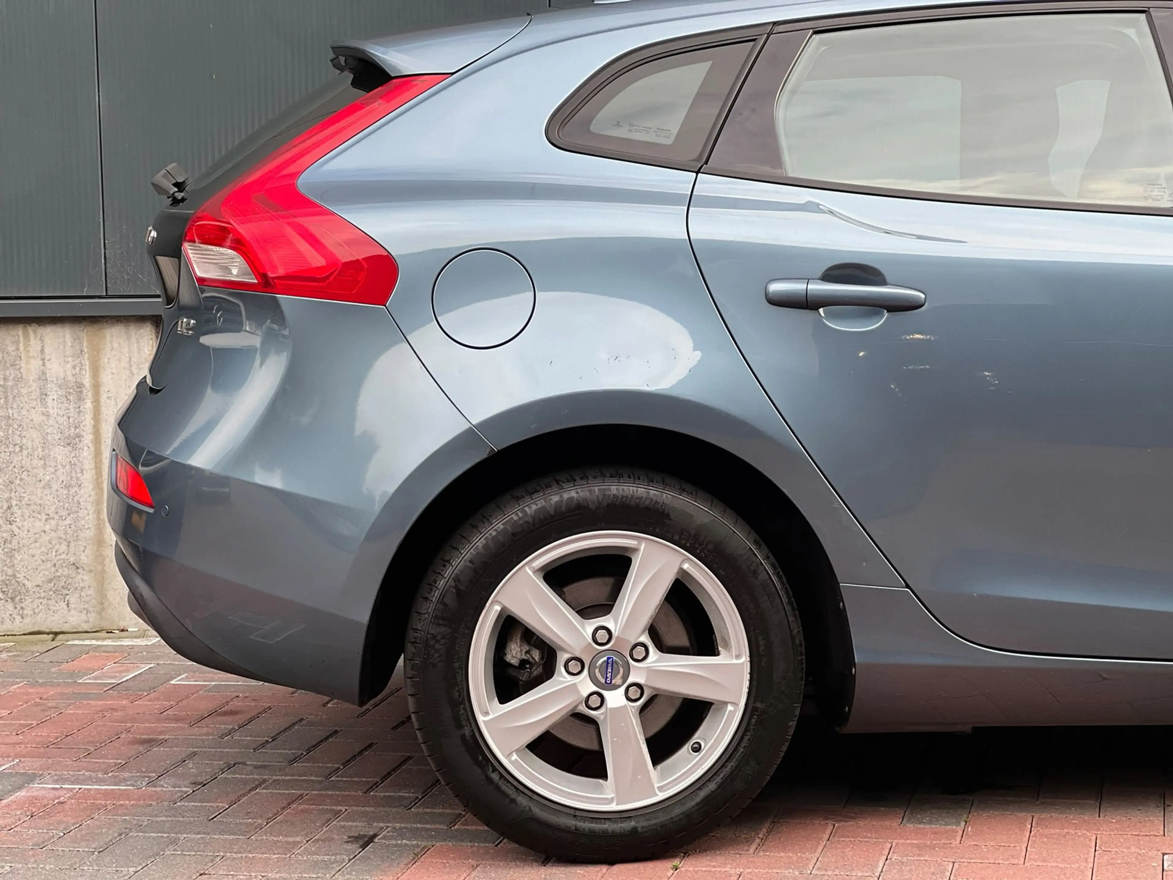 Volvo V40 1.6 D2 Summum * Navi * Cruise * Goed Onderhouden * — photo 13