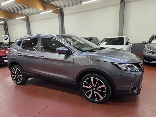 Nissan Qashqai ESSENCE - AUTOMATIQUE - FULL OPTIONS !!44.755KM!!