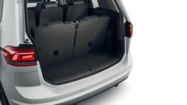 Volkswagen Touran view 8