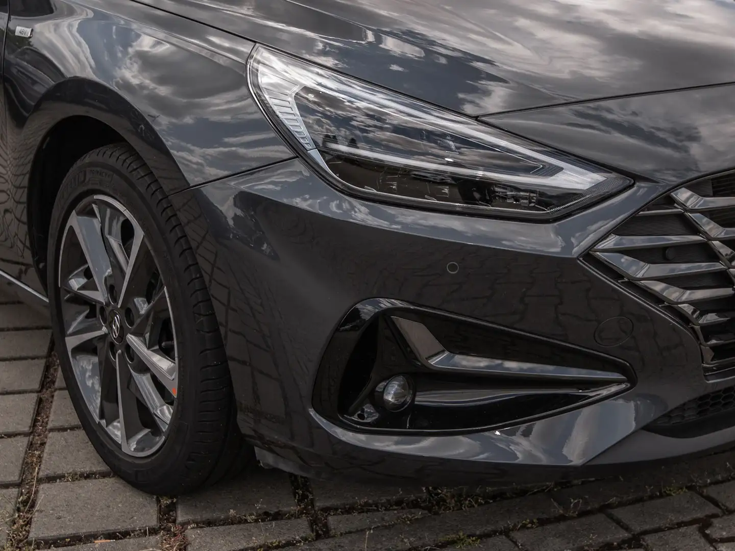 Hyundai i30 FL Mild-Hybrid+PANO+KLIMAAUTO+SHZ+KAMERA+TOP Grey - 2