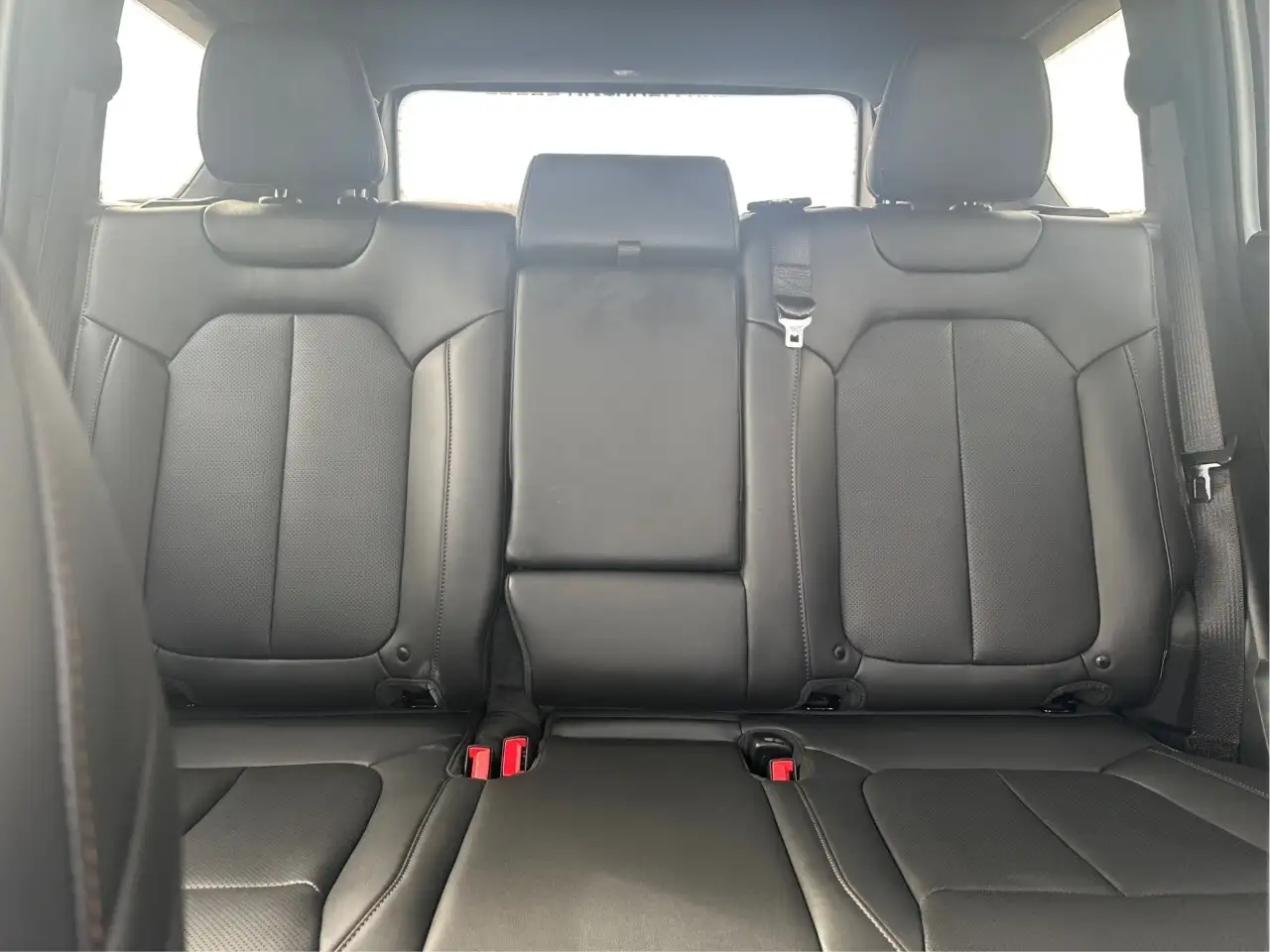 Jeep Cherokee снимка Jeep Cherokee