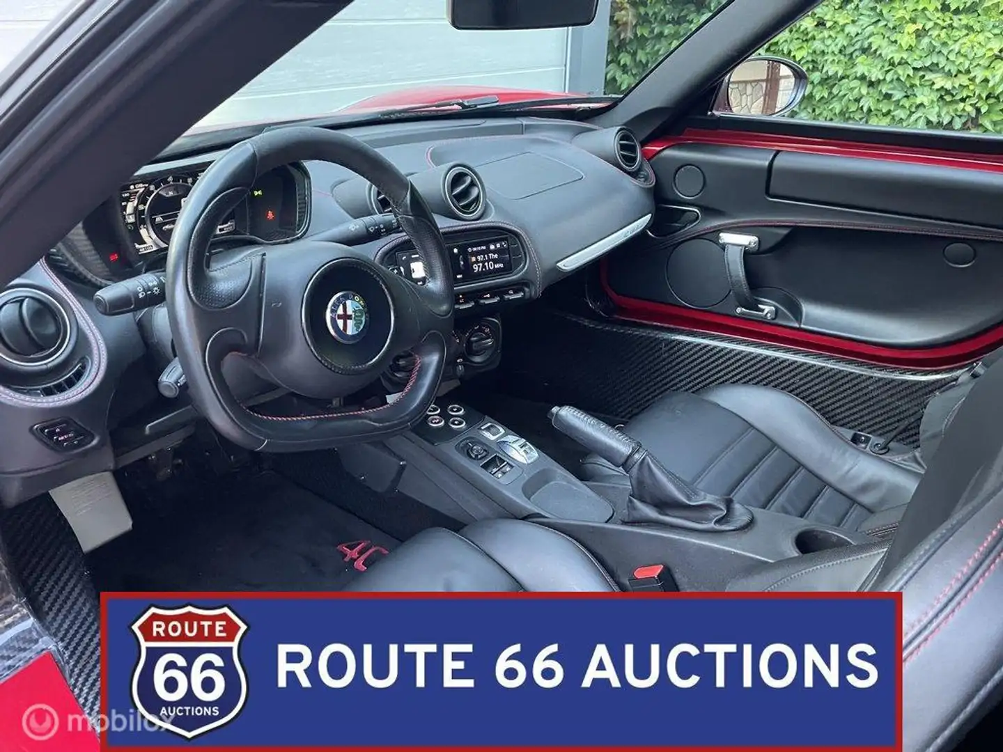 Alfa Romeo 4C | 2015 | Route 66 Auctions Schwarz - 2