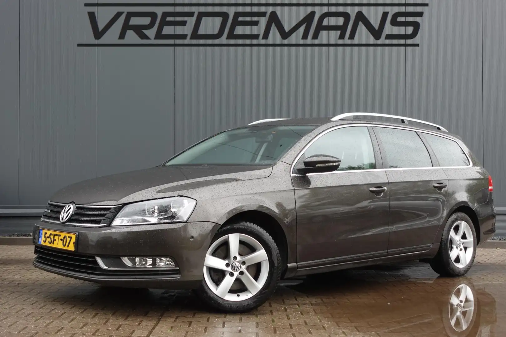 Volkswagen Passat Variant 1.6 TDI BlueMotion Executive Edition Kahverengi - 1