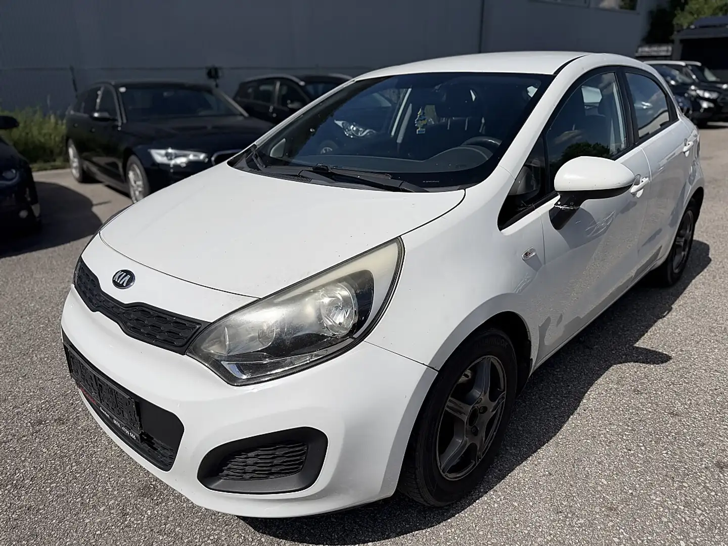 Kia Rio 1,2 CVVT Cool Weiß - 1