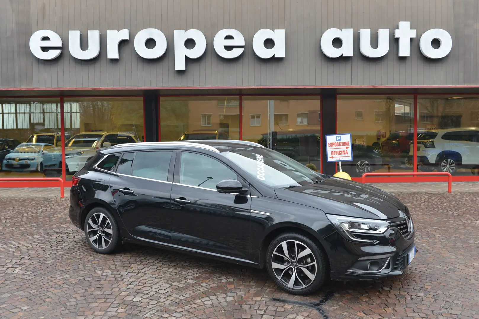 Renault Megane Megane Sporter 1.3 tce Intens 140cv solo km 51340 Schwarz - 1