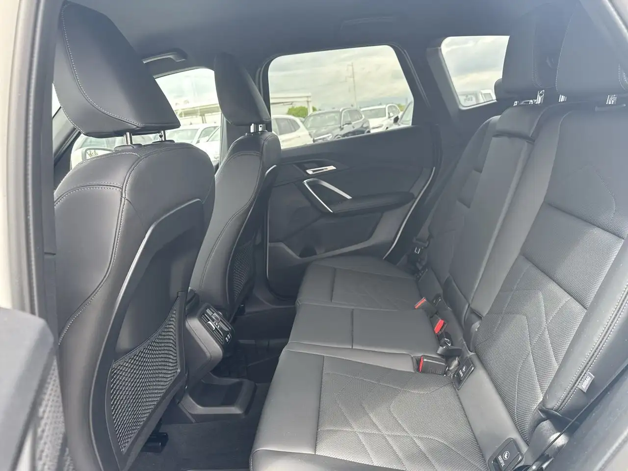 BMW X1 снимка BMW X1