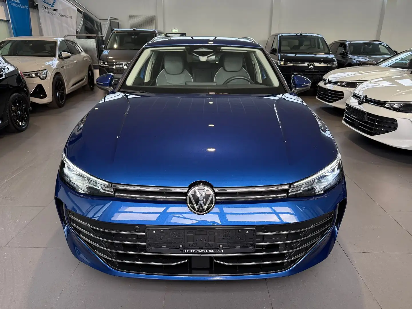 Volkswagen Passat Variant Passat Business 2.0 TDI DSG AID/ACC/LED/360° Azul - 2