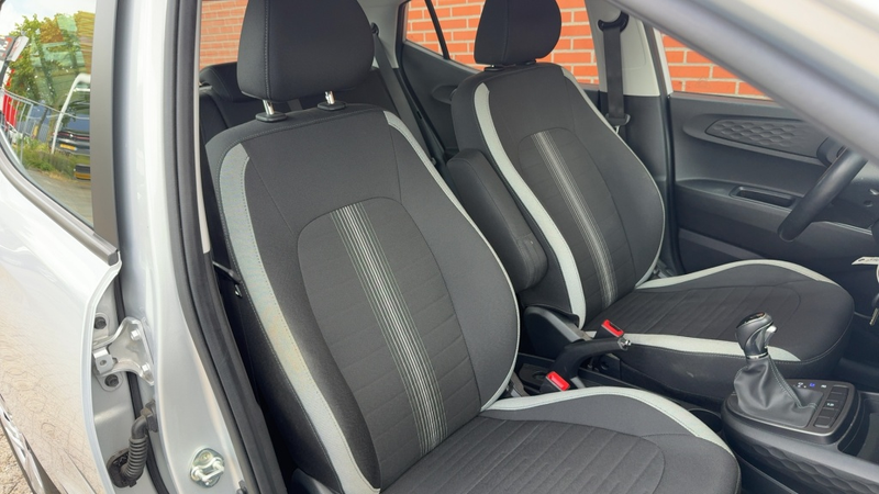 Hyundai i10 1.0 Comfort Smart Automaat 5 pers. Navigatie Camer — photo 9