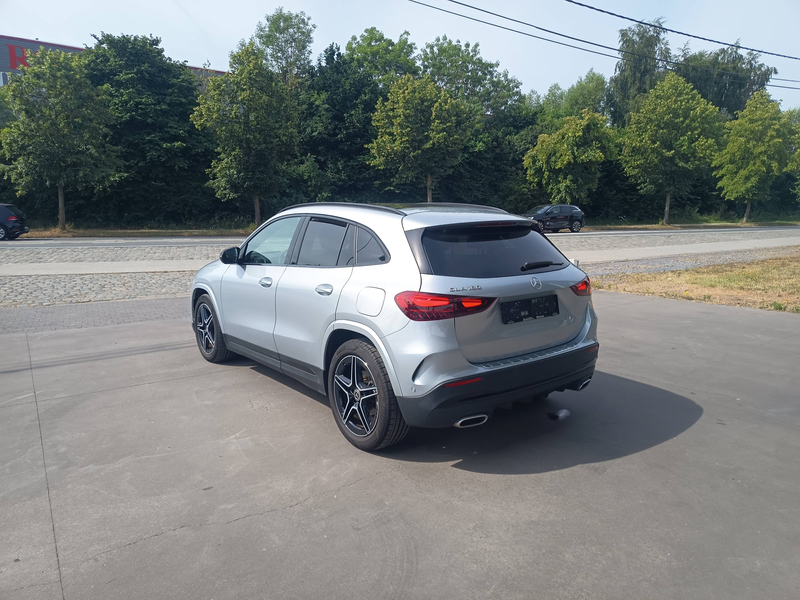Mercedes-Benz GLA 180 AMG&Nacht-pakket Keyless Pano Head-up 360°cam Memory — photo 9