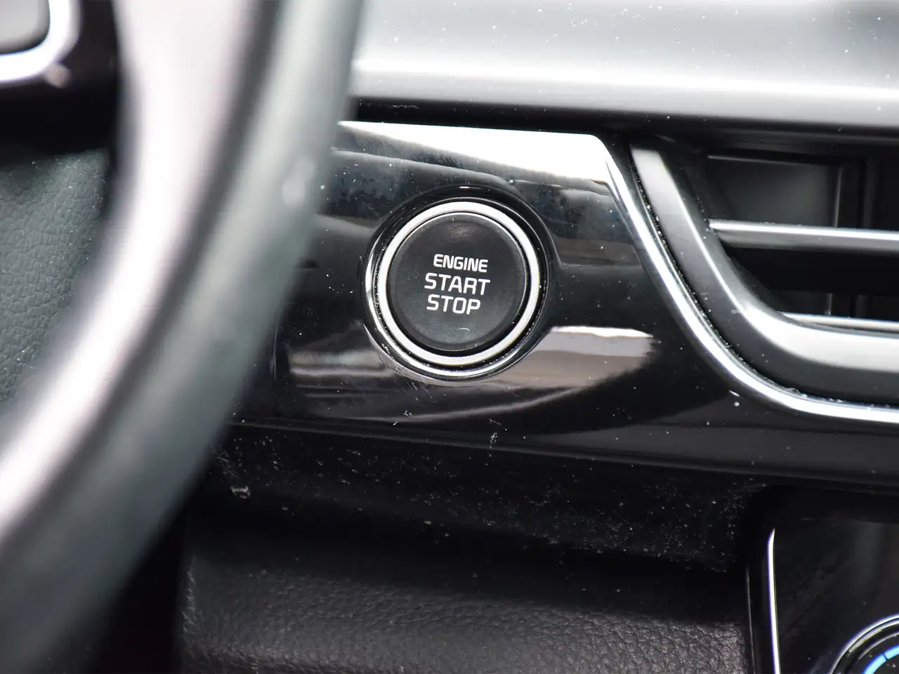 Kia Seltos снимка Kia Seltos