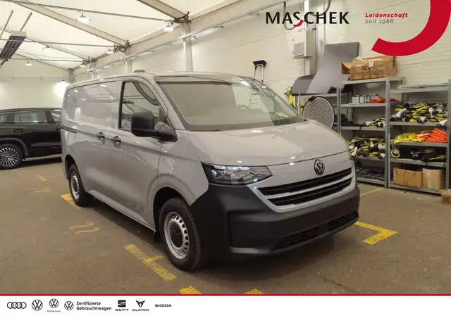 Volkswagen T7 Transporter Kasten KR Anschlussgarantie AHK RearView