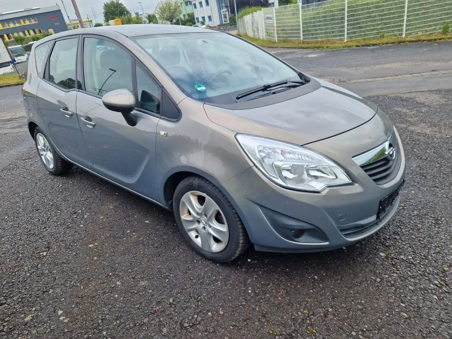 Opel Meriva B Design Edition Marrone - 1